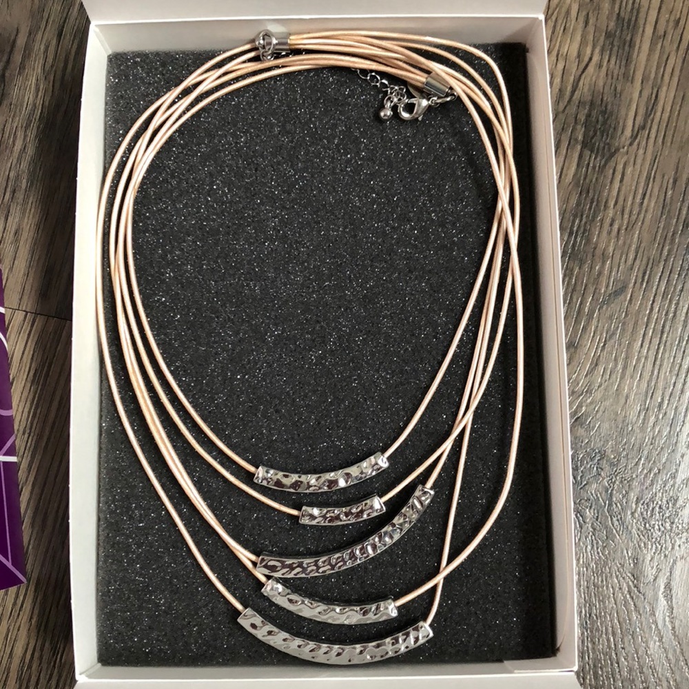 Brand new Lia Sophia Dunes necklace
